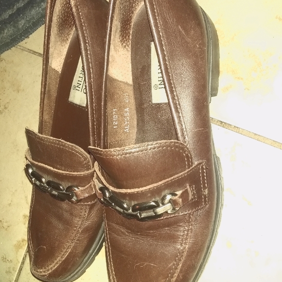 Leather  chain embellished loafers - Picture 1 of 6